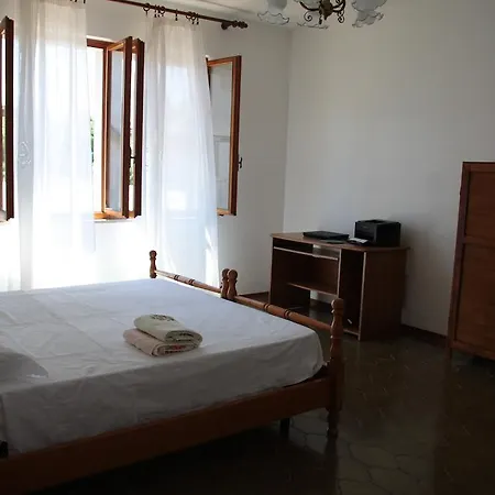 Bed & Breakfast Domu Arega